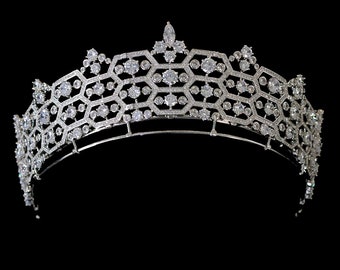 The Greville Tiara Royal Replica Jewels Queen Mother Queen Camilla