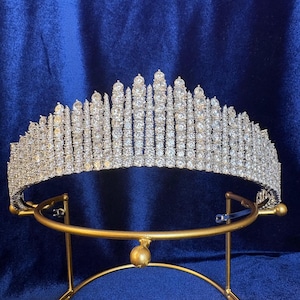 Bridal Wedding Crown Queen Alexandra&#39;s Diamond Kokoshnik Queen Elizabeth II Tiara Cubic Zirconia British Royal Luxury Classic Headpiece