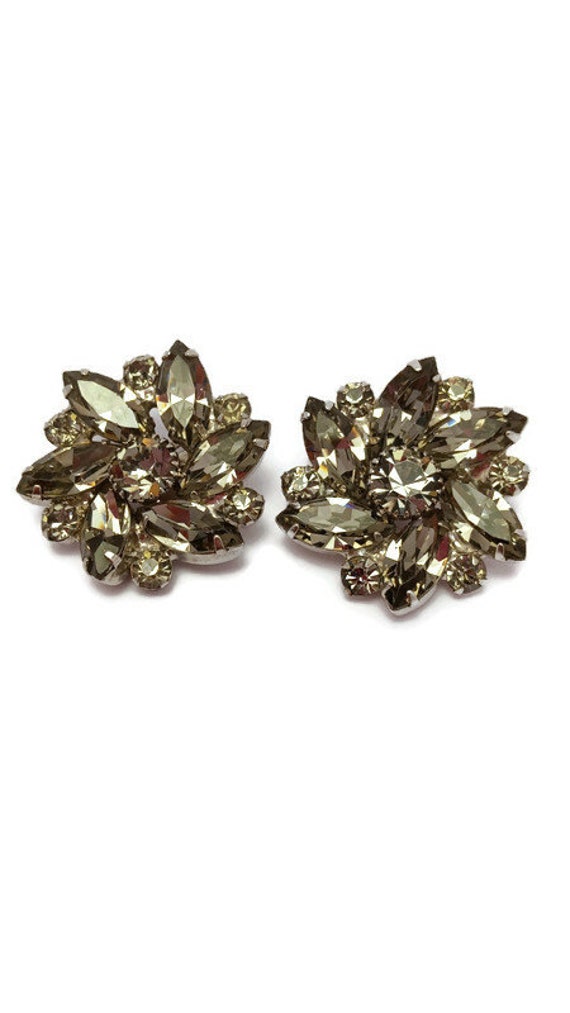 Vintage Jewelry Elegant Smoky Gray Rhinestone Clip