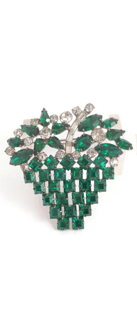 Vintage Emerald Green Rhinestone Fruit Brooch-Emer