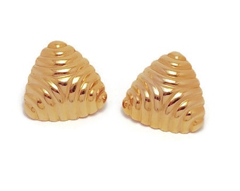 Vintage driehoekige clip op oorbellen - goudkleurige geometrische oorbellen - glanzende gouden sieraden - vintage sieraden voor haar - clip op stijl oorbellen