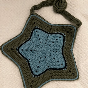 crochet ramona flowers star crossbody bag
