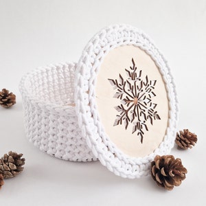 Crochet Basket with Lid: White Cotton Cord Storage, Winter Decor