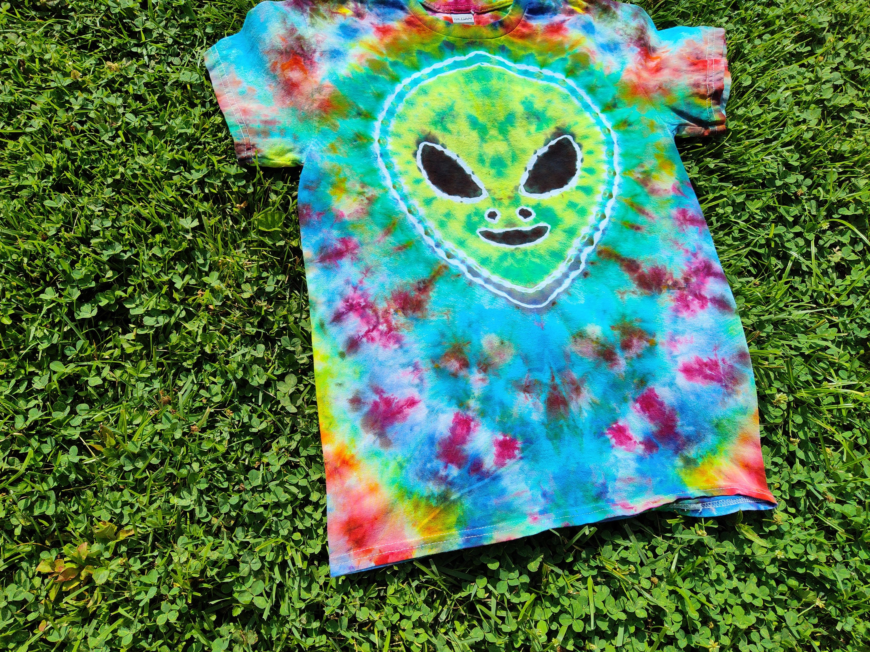 Alien Shirt UFO Shirt Spaceship Shirt Tie Dye Shirt - Etsy