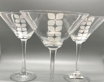 Pfaltzgraff Eastside Martini Cosmopolitan 12 Ounce Etched Glass Design Set of 3
