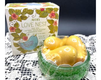 Mydelniczka Avon Love Nest z lat 70. XX wieku, nieużywana, z uszczelnionym wykończeniem, w stylu retro