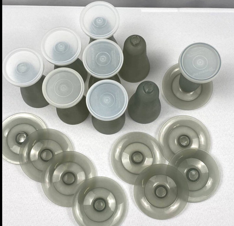 Tupperware Parfait Pudding Sundae Cups Set of 9 With 6 Lids Vintage 754