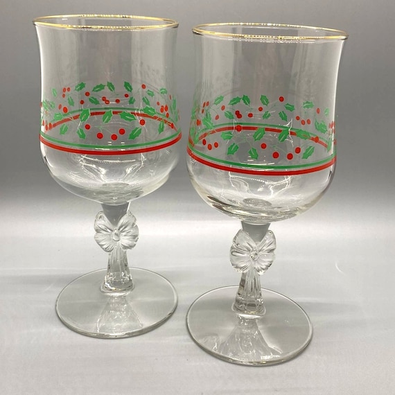 Arby's Libbey Holly Berry Holiday Wine Glasses Set of 2 Arby's Libbey Holly Berry Holiday Wine Glasses Set of 2