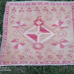 Petit tapis Oushak : 2 x 2 tapis d&#39;entrée turc vintage
