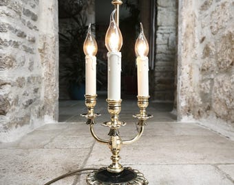 Gorgeous, vintage, French, Empire style, bronze Bouillotte table lamp. Circa 1950's / 60's