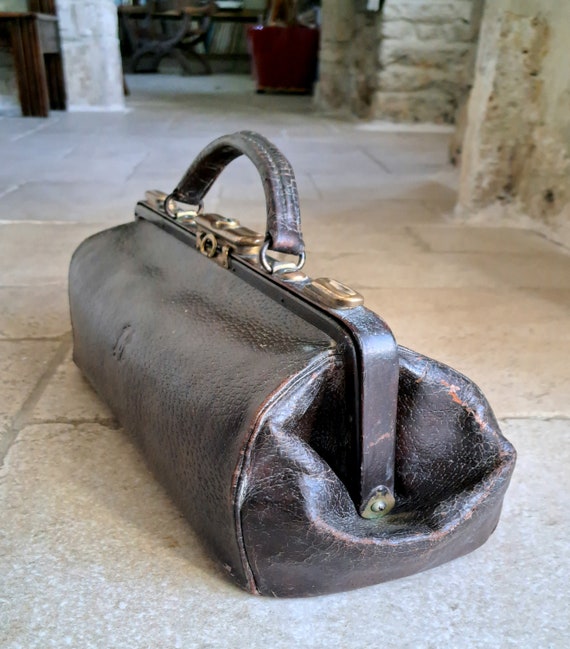 Stunning, rare, antique, French, leather doctors … - image 3