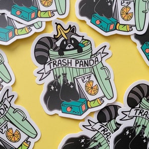 Stickers raton laveur mignon poubelle panda, autocollants de skateboard découpés, décalcomanie pour ordinateur portable, style animal autocollant résistant aux intempéries