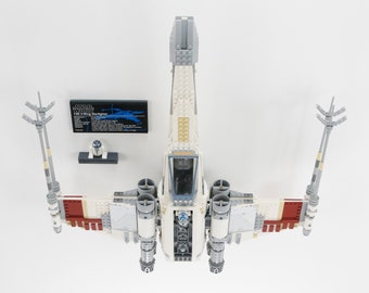 LEGO Red Five X-Wing 10240 UCS Star Wars用壁掛けマウント（3/3）（翼折りたたみ時）-（スタンドソリューションブラケット）