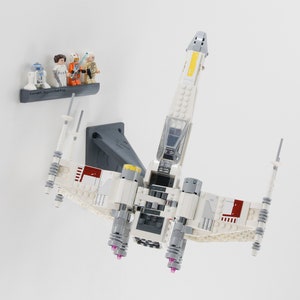 Adjustable Wall Mount for LEGO Star Wars Luke Skywalker's X-Wing 75301 - (display bracket stand Solution)