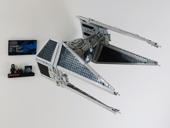 LEGO TIEインターセプター 75382 UCS スターウォーズ用ウォール