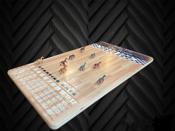 Custom Horse Race Dice Game: Gambling Drinking Game