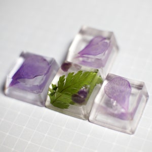 WASD keycap set | 4 artisan key caps with amethyst and real flowers