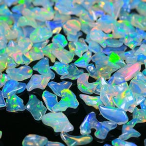 Ethiopian Opal Gemstone Rough, Multi Fire, Jewelry Making (5-12 MM)