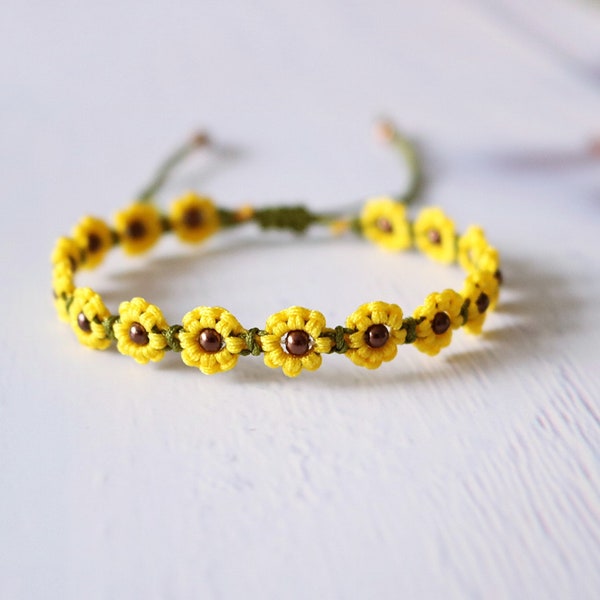 Sunflower Bracelet - Flower Bracelet - Daisy Bracelet - Yellow Flower Bracelet - Macrame Bracelet