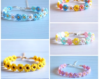 Macrame Daisy Flower Bracelet - Friendship Bracelet - Daisy Bracelet - Flower Bracelet