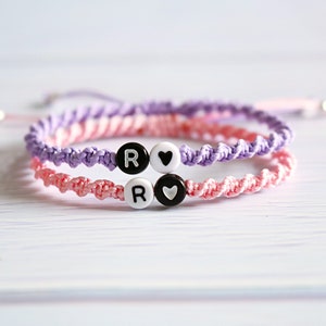 Set Pulsera pareja - Iniciales personalizadas Pulseras pareja - Pulsera personalizada - Pulsera carta - Pulsera Macrame