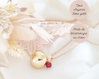 Collier bola or, argent ou rose gold avec perle de lithothérapie en cornaline rouge. Idée cadeau pour future maman. Collier femme enceinte