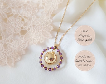 Bola de grossesse rose gold, or ou argent avec anneau perlé de pierres de lithothérapie en améthyste violettes. Bijou pour future maman