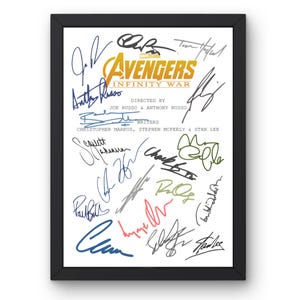 Poster ispirato ad Avengers: Infinity War, stile sceneggiatura, arte murale minimalista da film di supereroi, formato A4, regalo per gli appassionati di cinema.