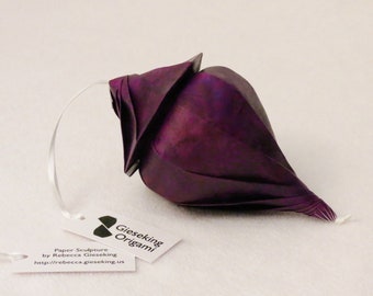 Aletheia origami ornament - purple