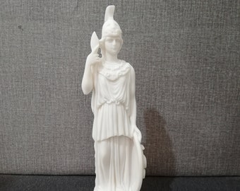 Ręcznie wykonana figurka Ateny z alabastru: grecka bogini mądrości (25,5 cm)