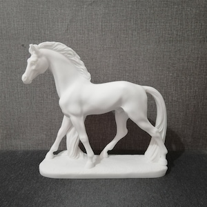 Horse Decor 21.7cm-8.54in Marble and Alabaster Beautiful Handmade Greek Sculpture Free Shipping - Free Tracking Number