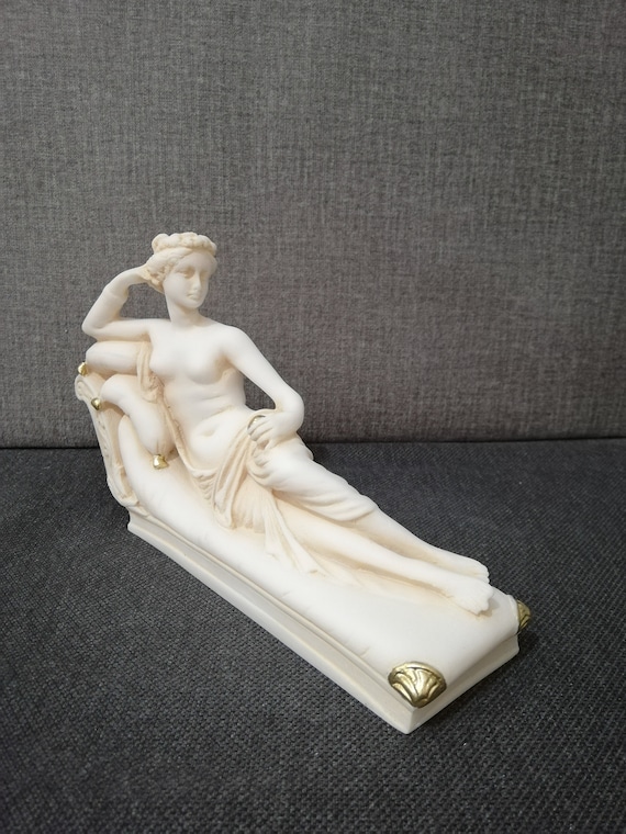 Alabaster Pauline Bonaparte Sculpture as Venus Victrix - Antonio