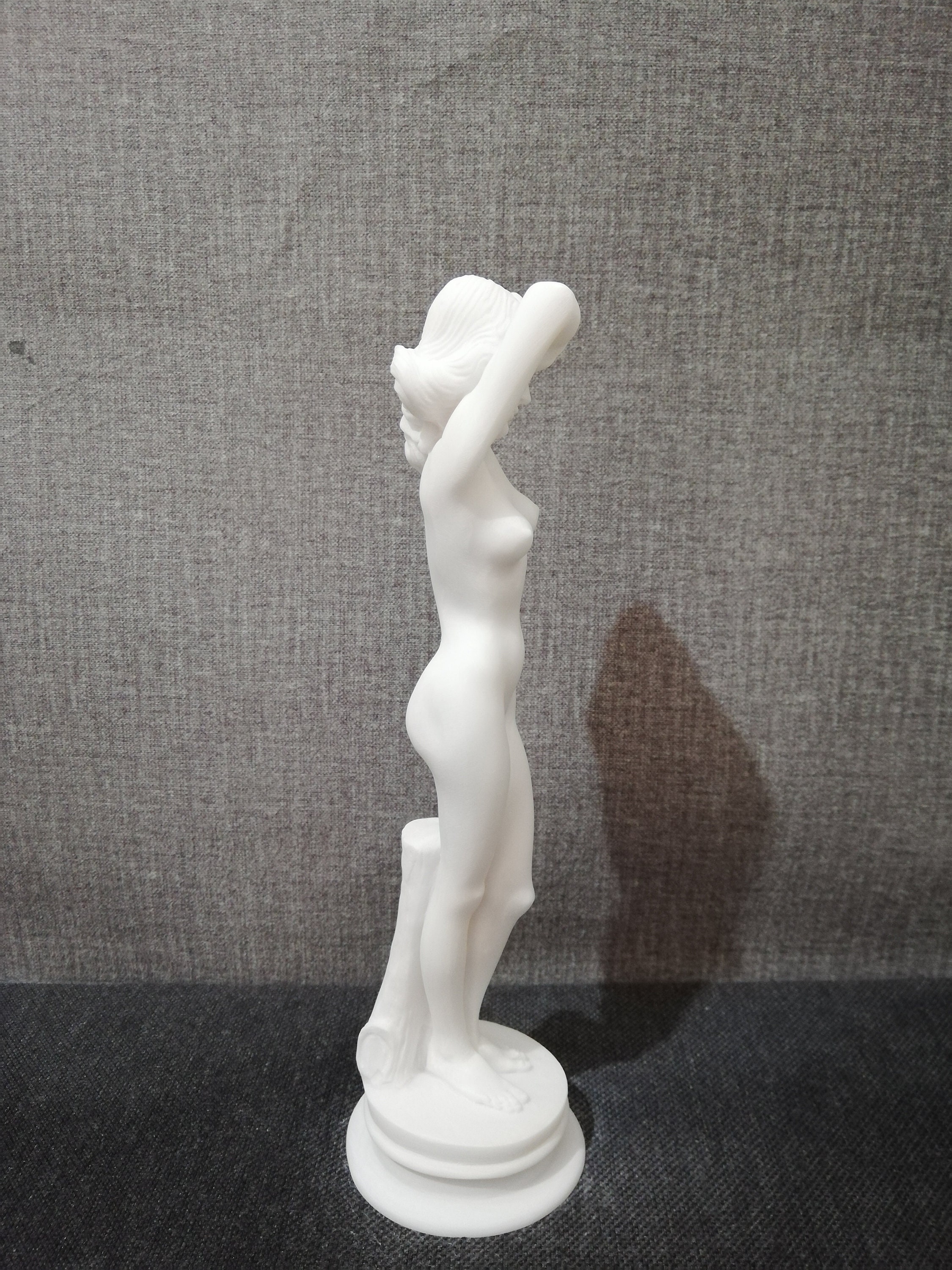 アラバスターヴィーナス 彫刻 アラバスター製ヴィーナス像：手作りギリシャ女神彫刻（9.25インチ