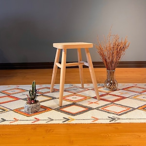 Quadratischer Hocker aus Holz - Duschbank, Hocker, Rustikaler Hocker
