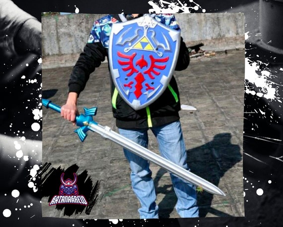 Legend of Zelda Link Cosplay with Hylian Shield + Master Sword DIY