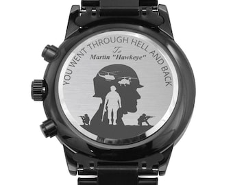 Personalisierte Armee Soldaten Silhouette Name Metall Uhr. Geschenk für Luftwaffensoldaten. Laser-Gravierte Militärarmbanduhr. Vatertagsgeschenk