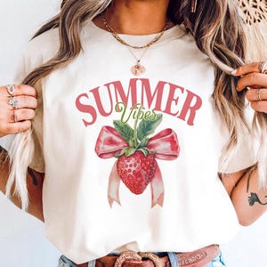 Komfort Farben Erdbeere Vintage Shirt Erdbeere Liebhaber Shirt Erdbeere Festival Cottagecore Shirt Sommer Obst Erdbeere T-Shirt Obst Geschenk