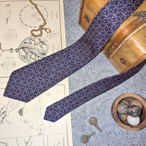 Vintage Pink & Blue Necktie in Cross Tapestry Weave Vegan