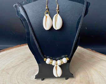 Cowrie Shell Pendant Cord Necklace with Matching Earrings | Handmade Cowrie Shell Choker Necklace | Natural Boho Summer Jewellery Set