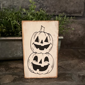 Fall, pumpkin, Halloween, Jack O Lantern wooden sign, home decor