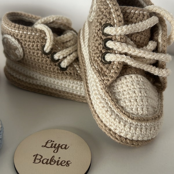 Baby Converse shoes, baby booties, baby booties, booties, converse baby, crocheted baby shoes