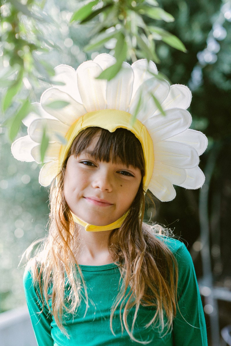 Daisy Hat for Kids and Babies, Costume Accessory Piece image 1