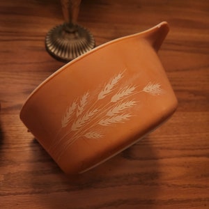 Vintage Pyrex Autumn Harvest Wheat Baking Dishes - Set of 2