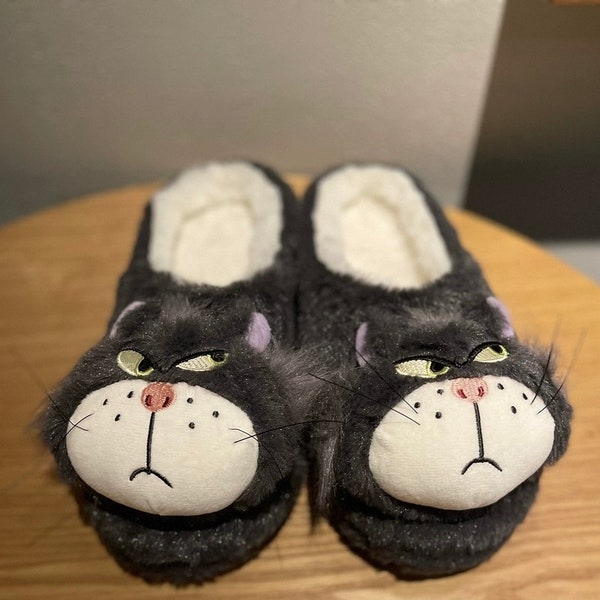 New Cute cartoon bad cat slippers winter warm plush cat design