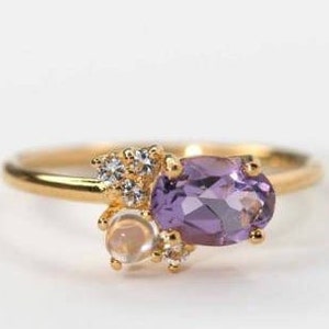 Natural Amethyst Ring Engagement Ring 925 Silver Women Ring Oval Shape Vintage Moonstone  Ring Unique Bridal Ring Anniversary Gifts For Her.
