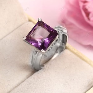 Natural Square Cut Amethyst Engagement Ring 925 Sterling Silver Art Deco Handmade Purple Amethyst Jewelry Solitaire Ring Best Gift For Mom .