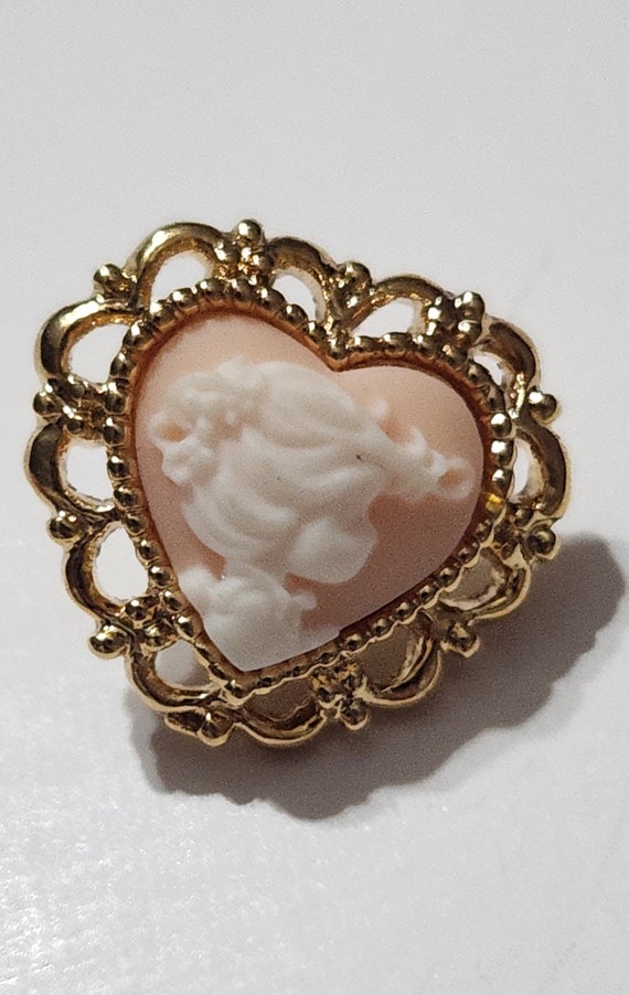 Vintage PMI Signed Cameo Victorian Heart Pink Pin