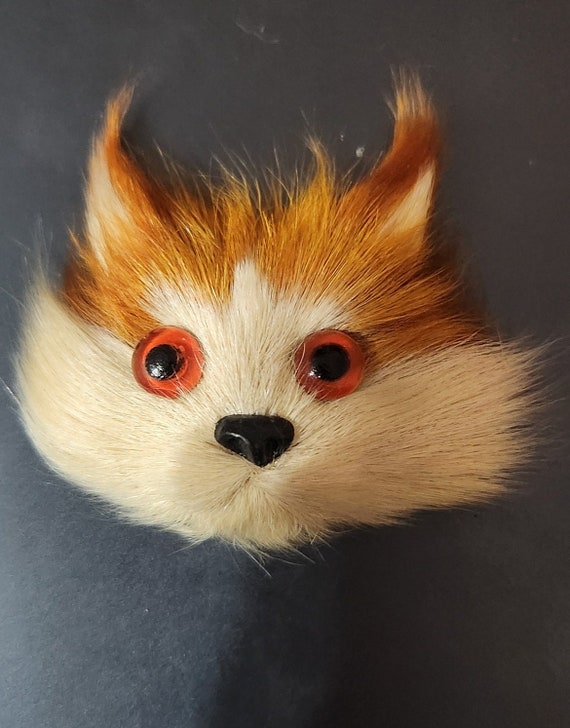 Vintage Fuzzy Cat Head pin - image 1
