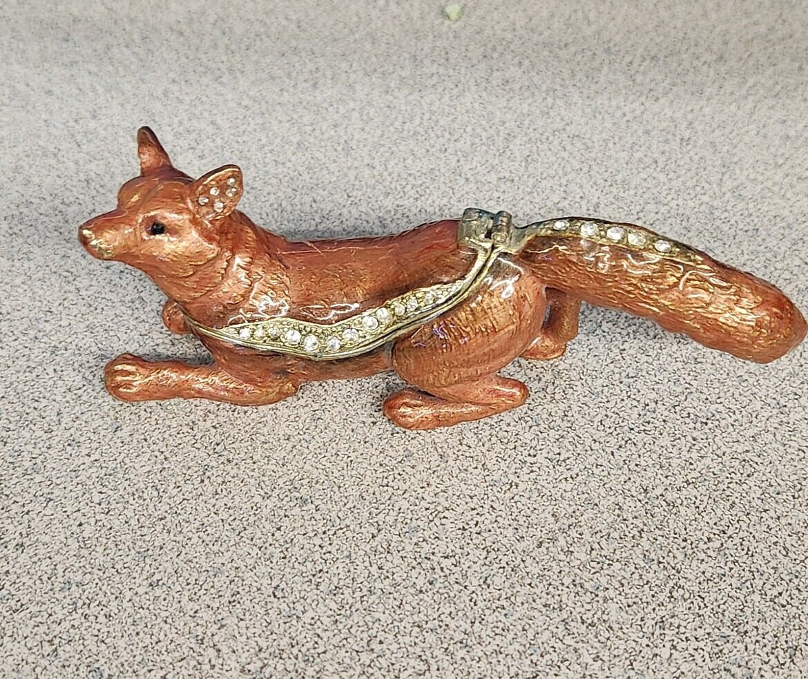 Beautiful vintage fox trinket box