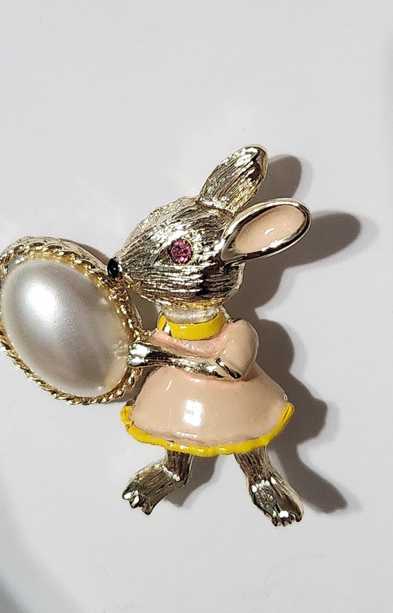 Unique BJ signed Easter Bunny brooch
